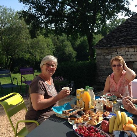 Les Roulottes Du Lot Bed and Breakfast Gramat Buitenkant foto